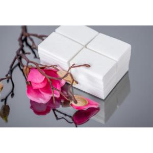 Waciki z włókniny do paznokci 400 szt.