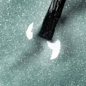 lakier-hybrydowy-snowstorm-glow-72-ml.webp