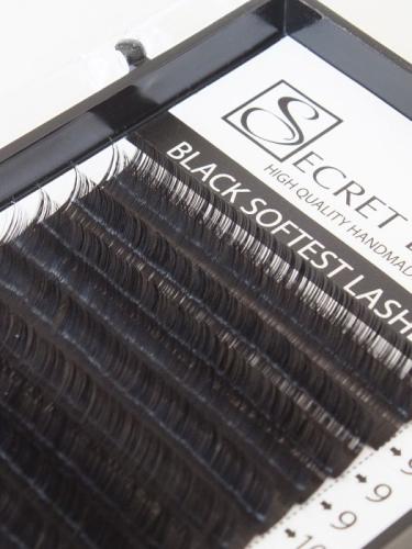 softtestmakro.jpg  SECRET LASHES Rzęsy Softest grubość 0,03, skręt B, długość 8 mm