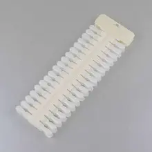 vanity-wzornik-dwustronny-na-72-odpinane-tipsy.jpg  Wzornik prostokątny dwustronny mleczny z wymiennymi pazurkami, 72 pazurki